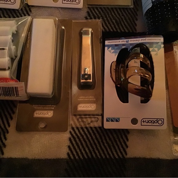 12 pc Beauty Essentials lot $100 value Options+ Hair and nail care products bund - Picture 6 of 8